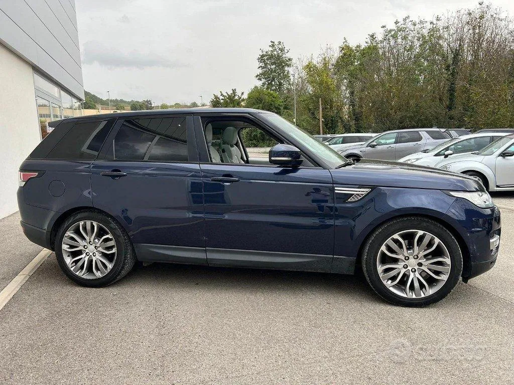 Land Rover Range Rover Sport 2016 photo 4