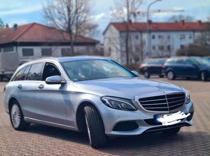 Mercedes-Benz C 220 D