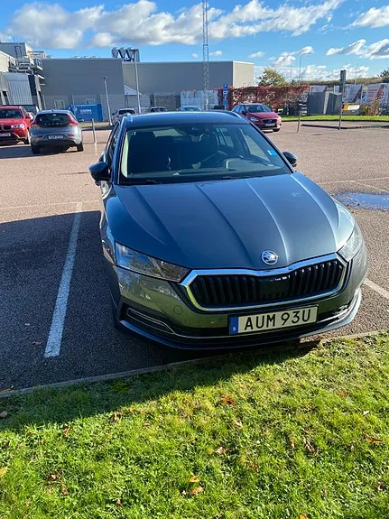 Skoda Octavia 2021 photo 2