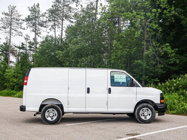 Chevrolet Express 2025 photo 4