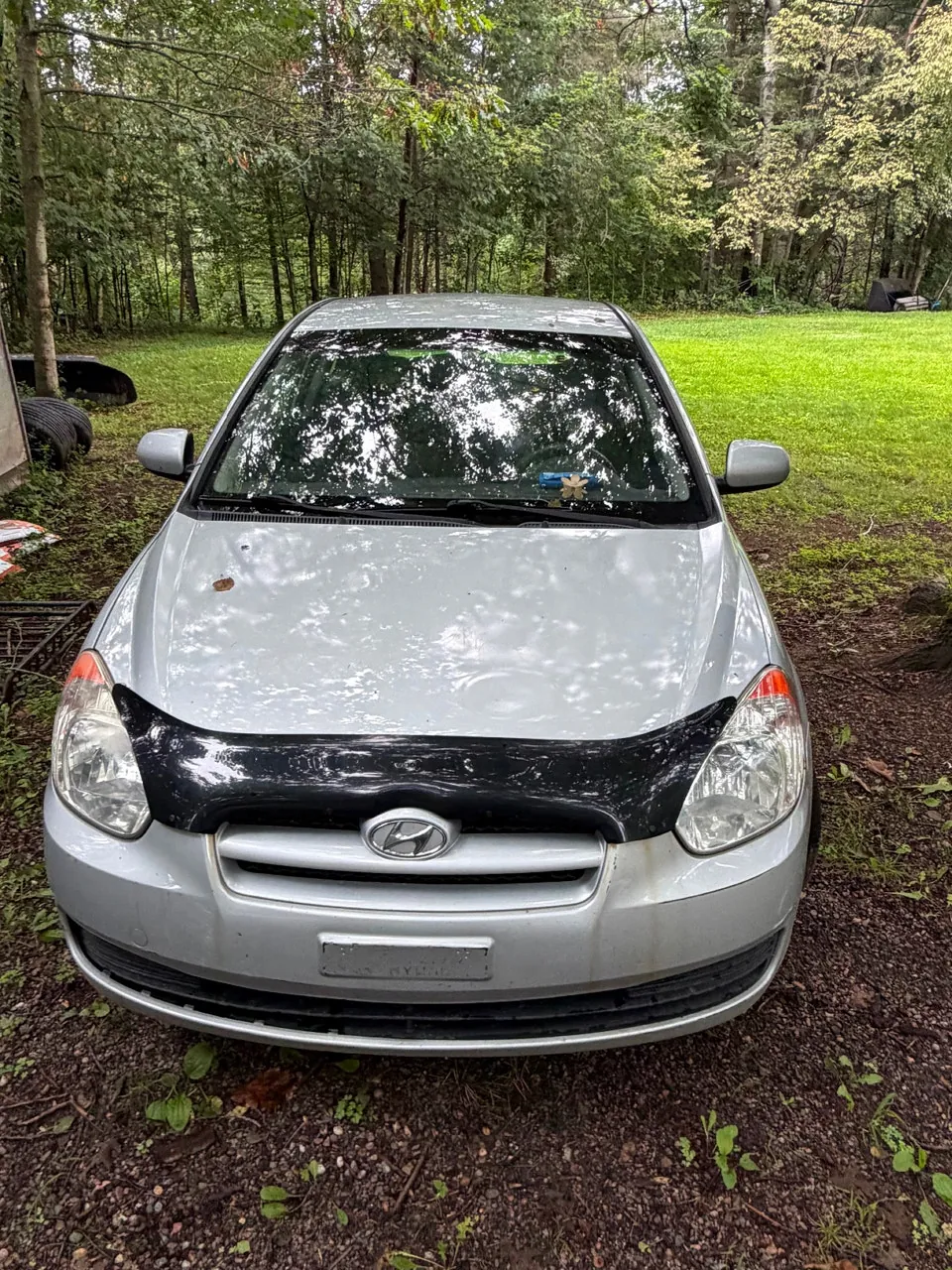 Hyundai Accent 2011 photo 2