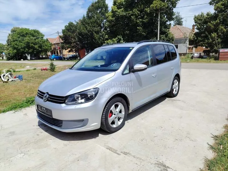 Volkswagen Touran 2010 photo 5