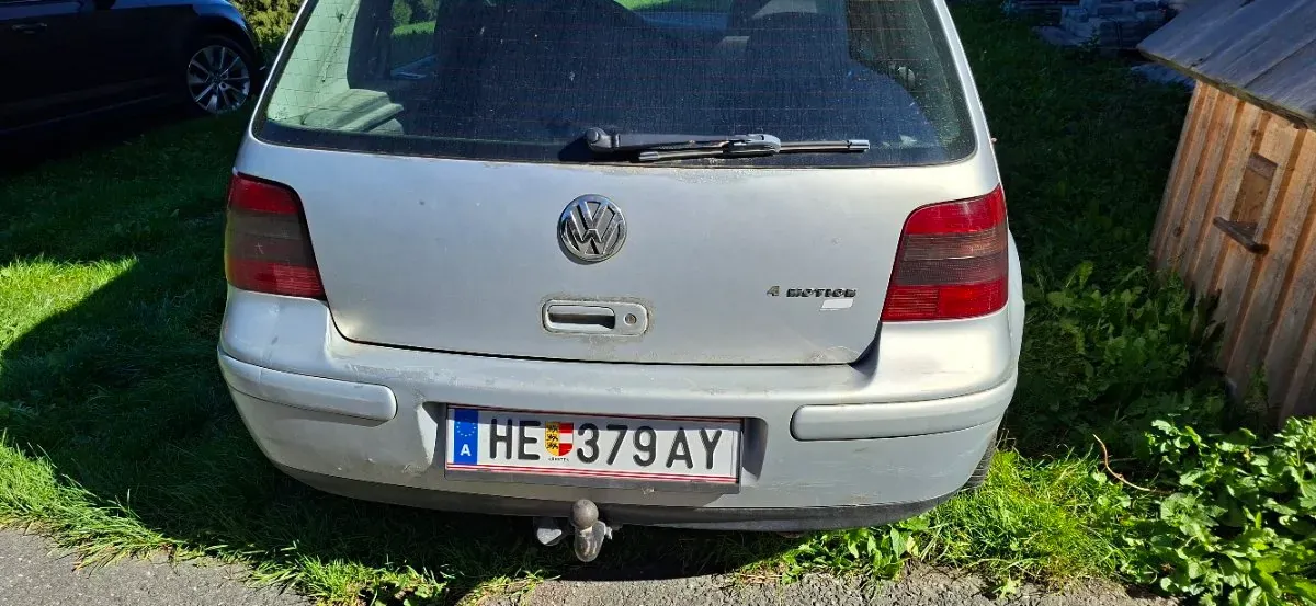 Volkswagen Golf 1999 photo 2