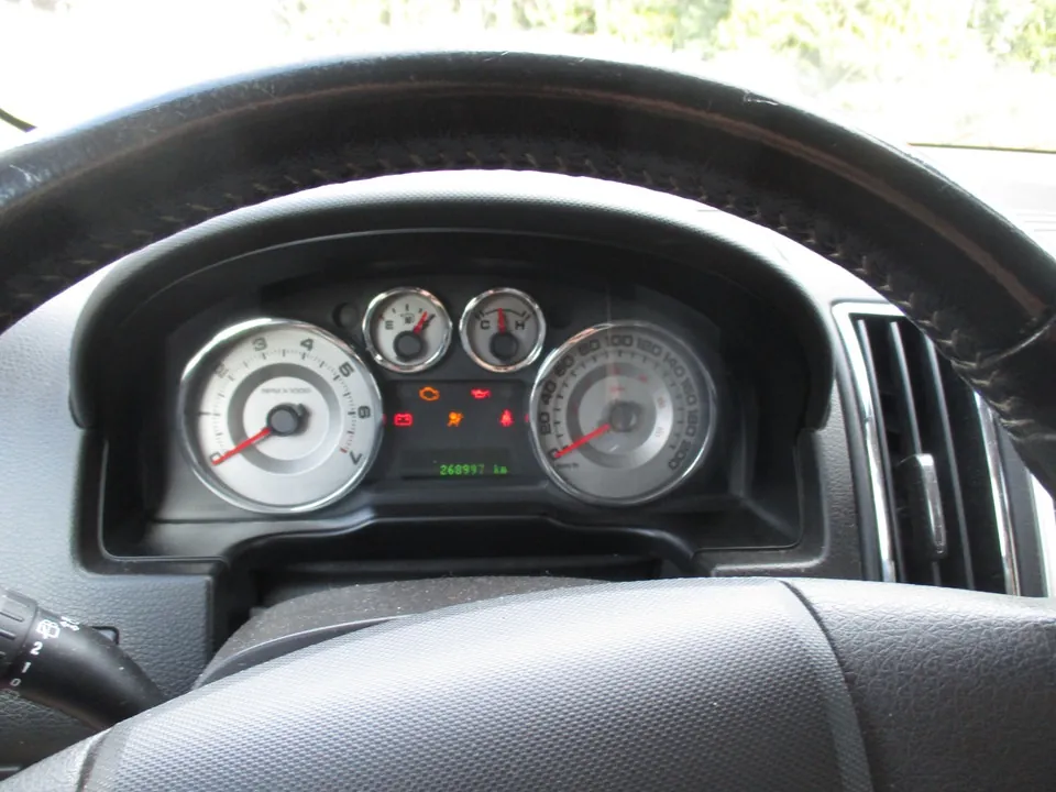 Ford Edge 2010 photo 2