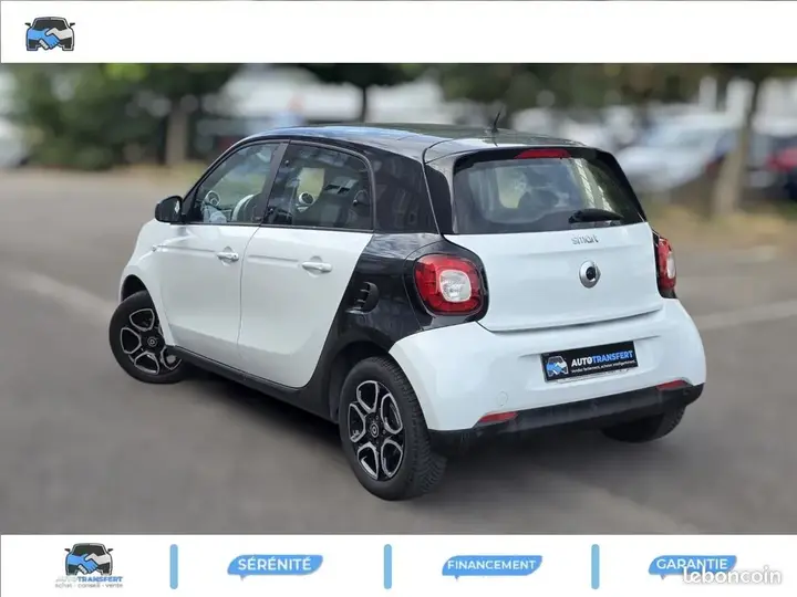 Smart Forfour 2015 photo 4