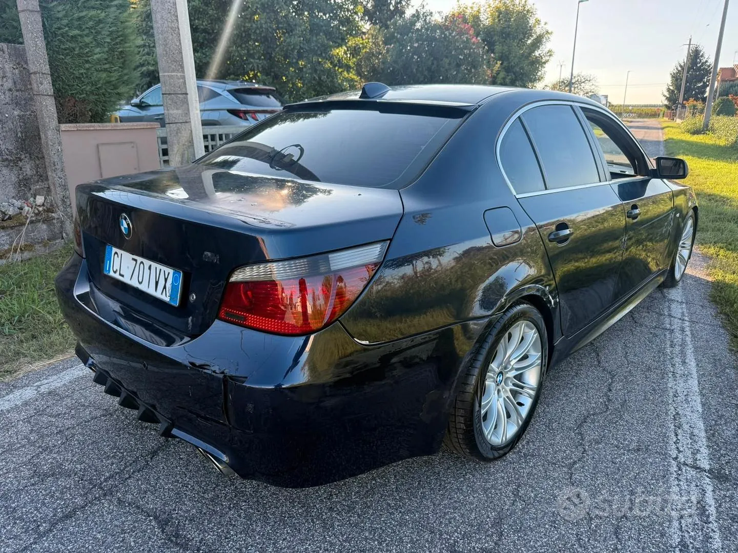 BMW E60 2004 photo 3