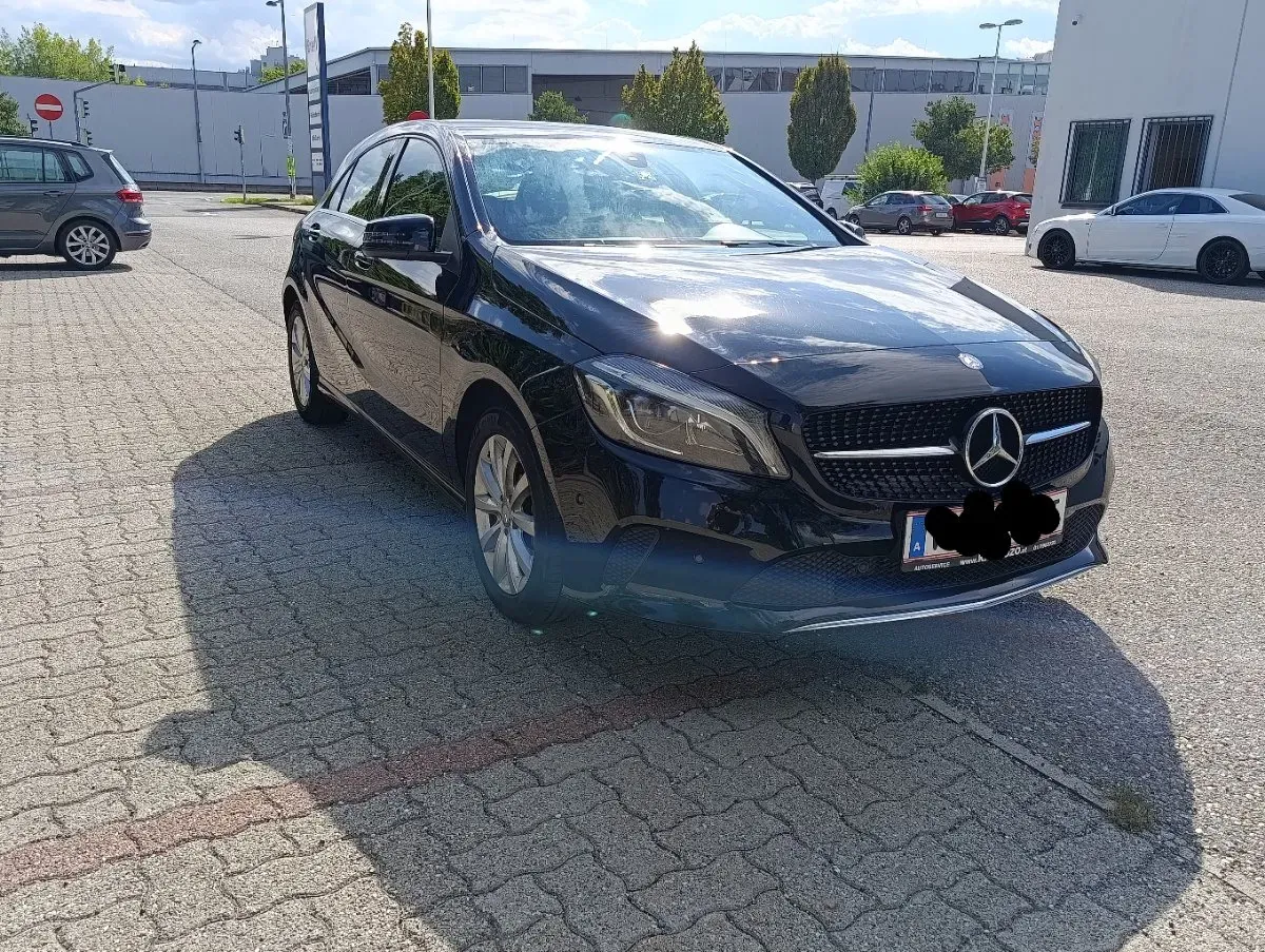 Mercedes-Benz A-Class 2016 photo 2