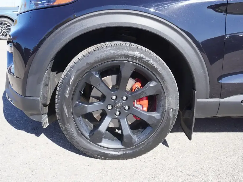 Ford Explorer 2023 photo 3