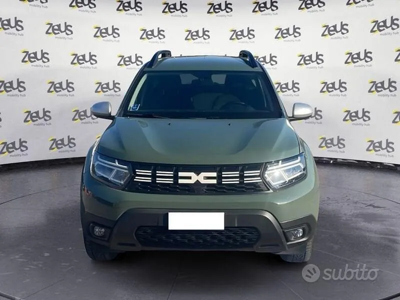 Dacia Duster 2023 photo 2