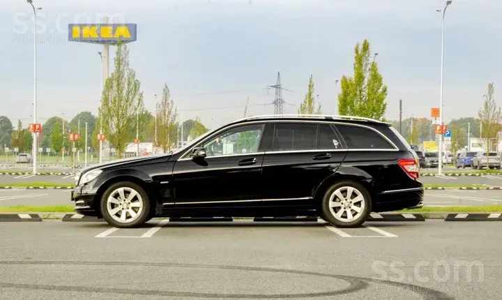 Mercedes-Benz C250 2010 photo 5