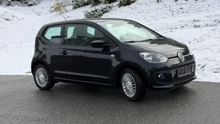Volkswagen Up 2012 photo 3
