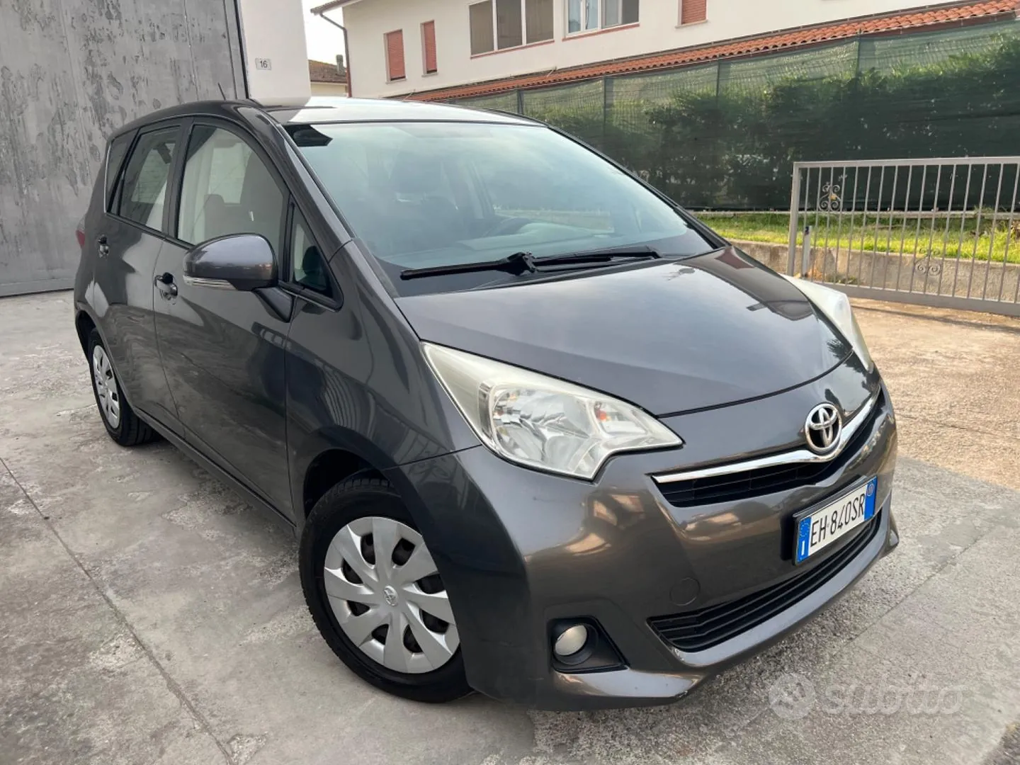 Toyota Verso-S