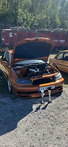 Opel Omega