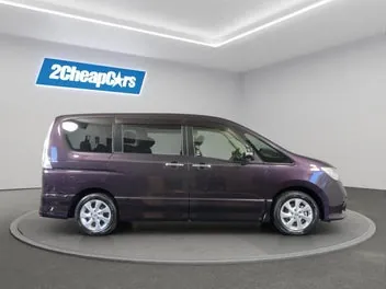 Nissan Serena 2012 photo 5