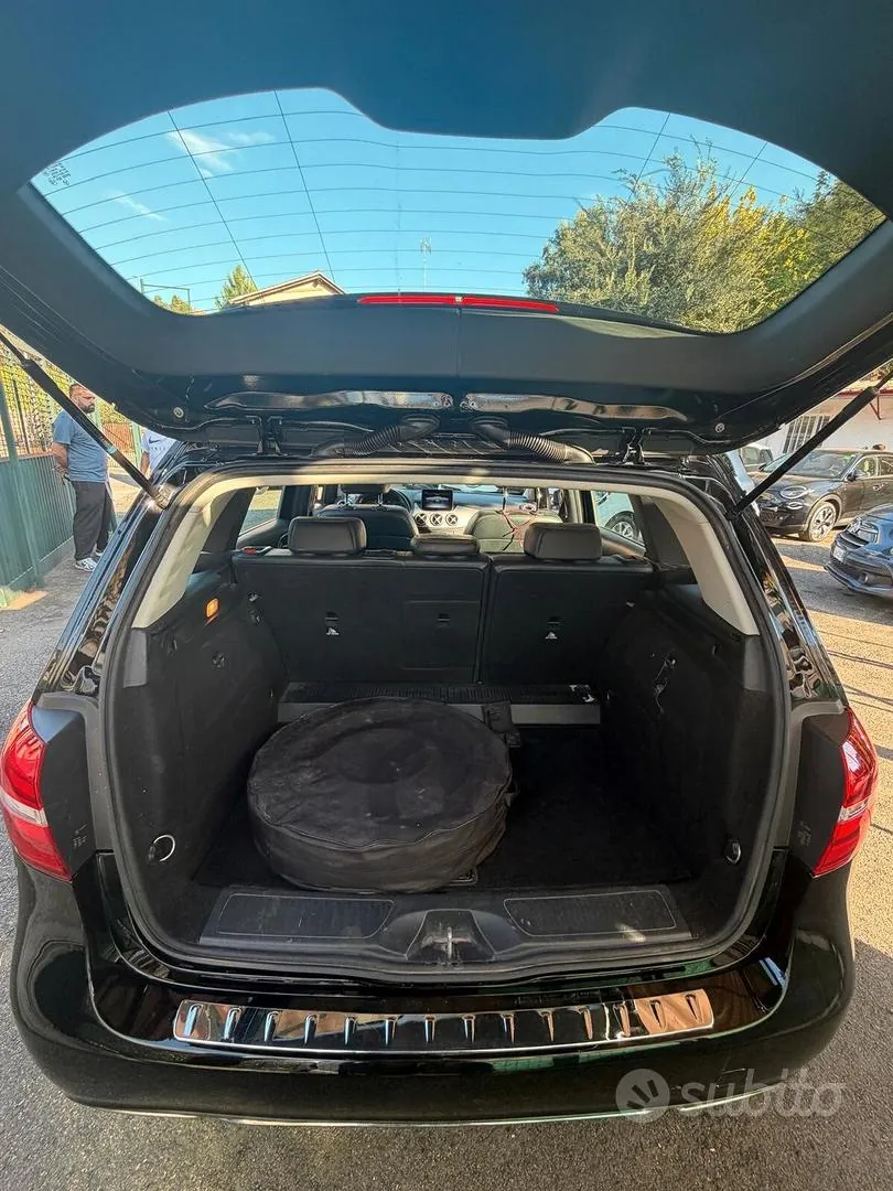 Mercedes-Benz B 180 Premium 2018 photo 5