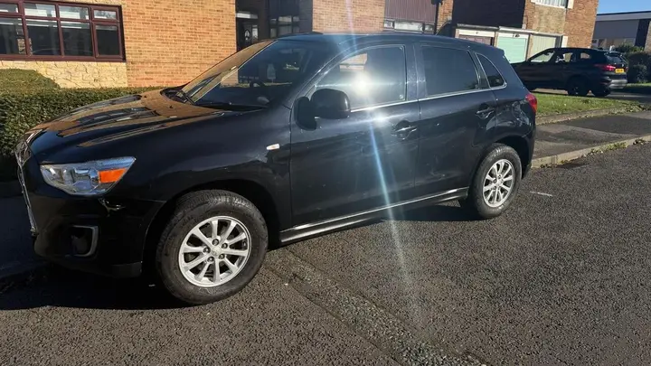 Mitsubishi Asx 2016 photo 3
