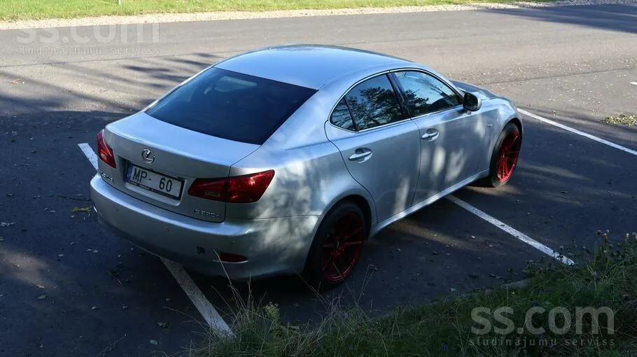 Lexus Is 2006 photo 2