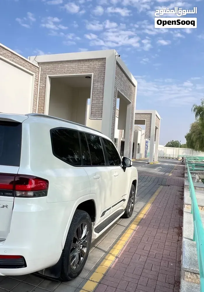Toyota Land Cruiser 2024 photo 4