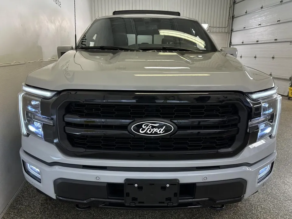 Ford F-150 2024 photo 2