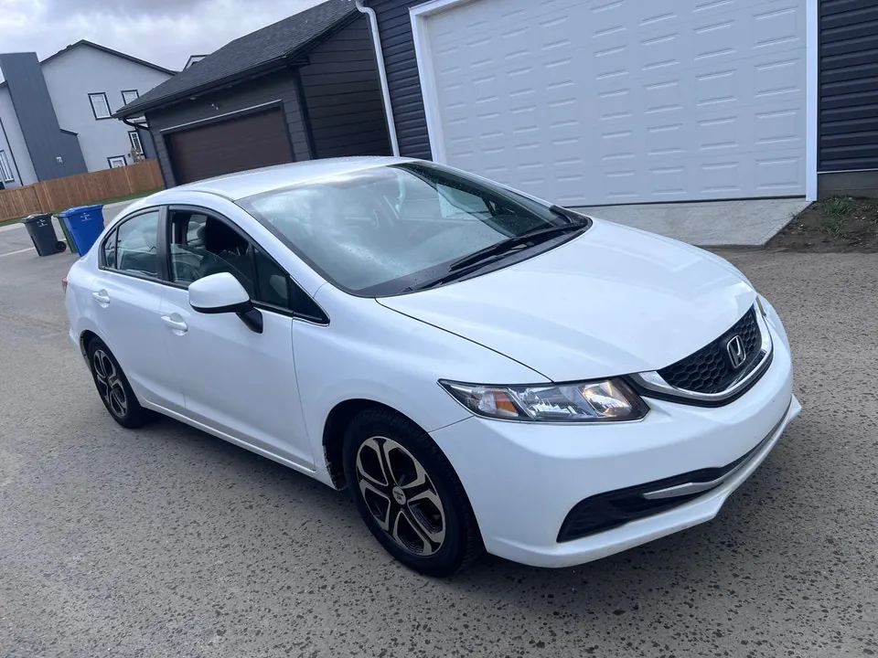 Honda Civic 2013 photo 3