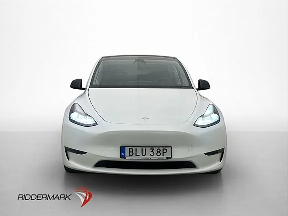Tesla Model Y 2023 photo 2