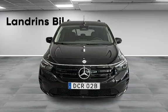 Mercedes-Benz Eqt200 2023 photo 2