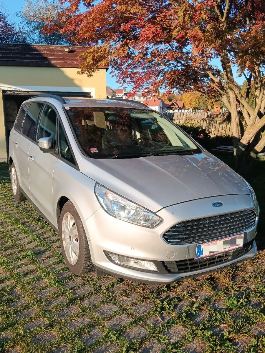 Ford Galaxy 2016 photo 2