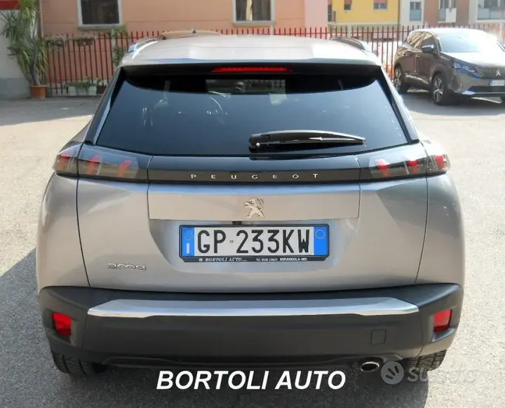 Peugeot 2008 2023 photo 4