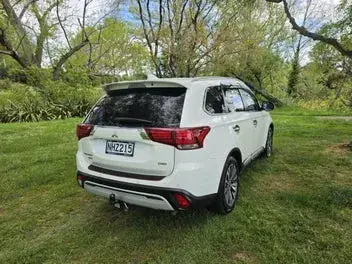 Mitsubishi Outlander 2021 photo 4