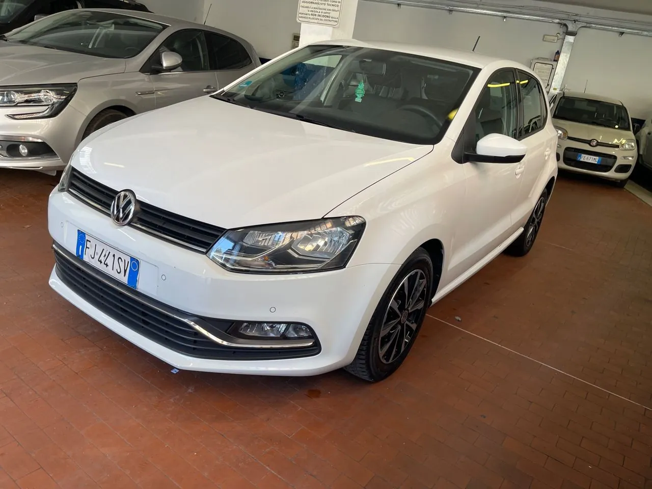Volkswagen Polo 2017 photo 4
