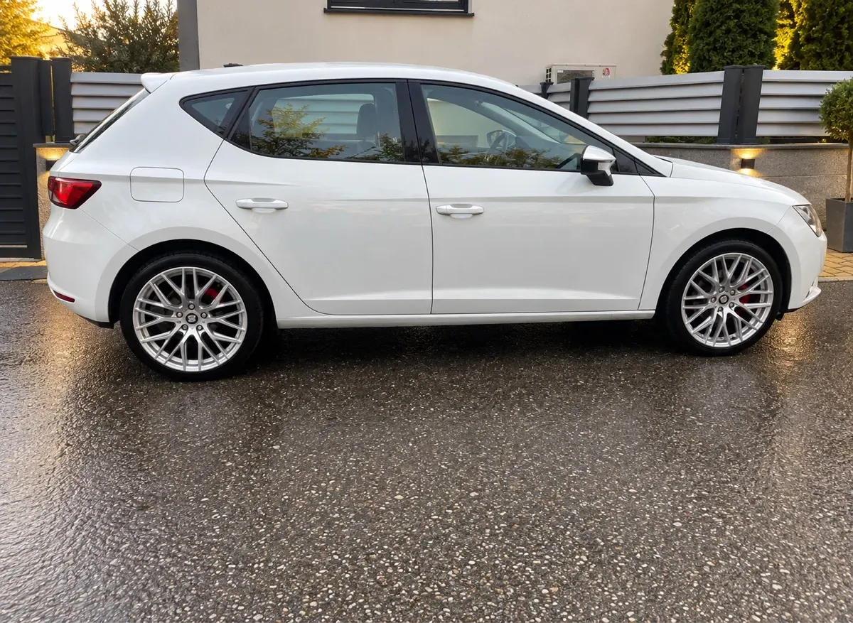 Seat Leon 2015 photo 3