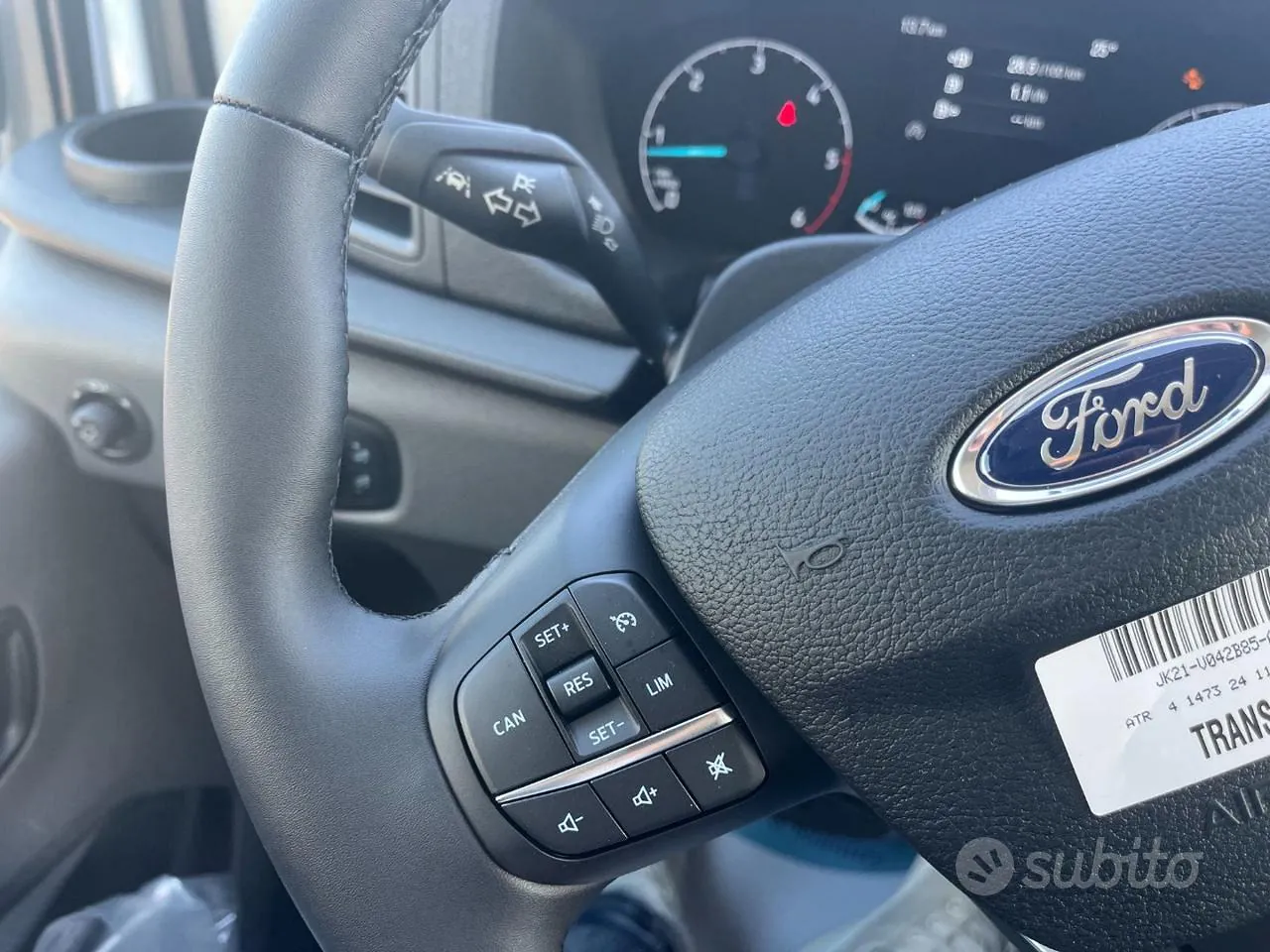 Ford Transit 2025 photo 5
