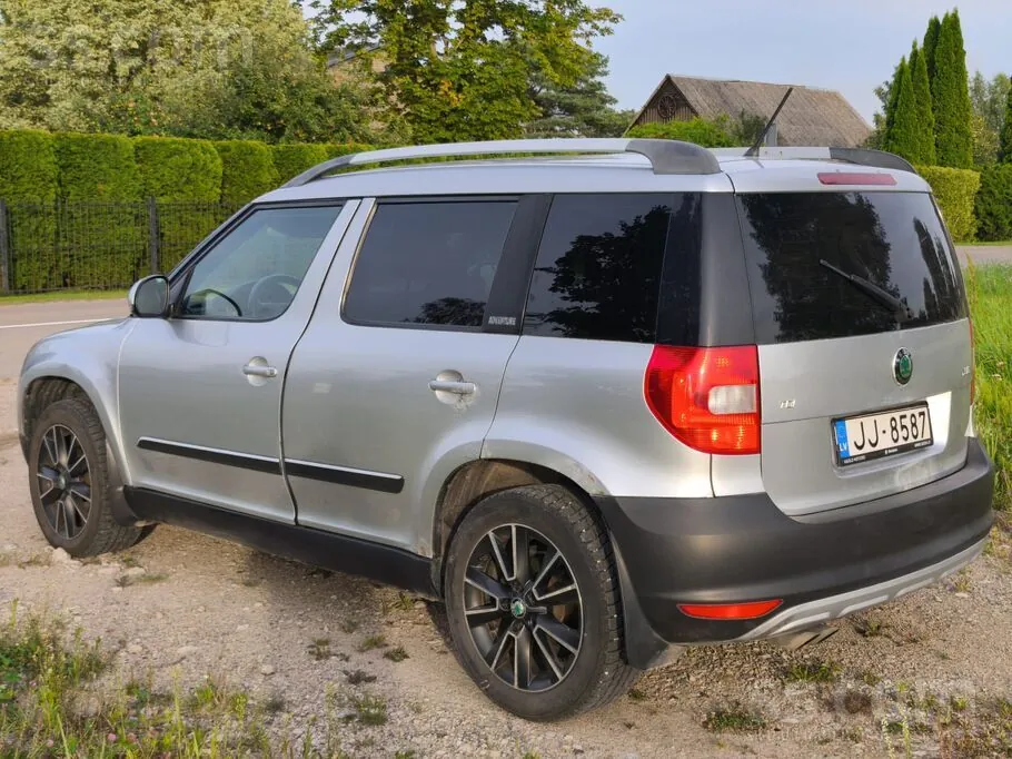 Skoda Yeti 2013 photo 4