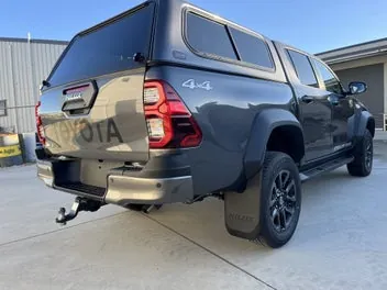 Toyota Hilux 2025 photo 5