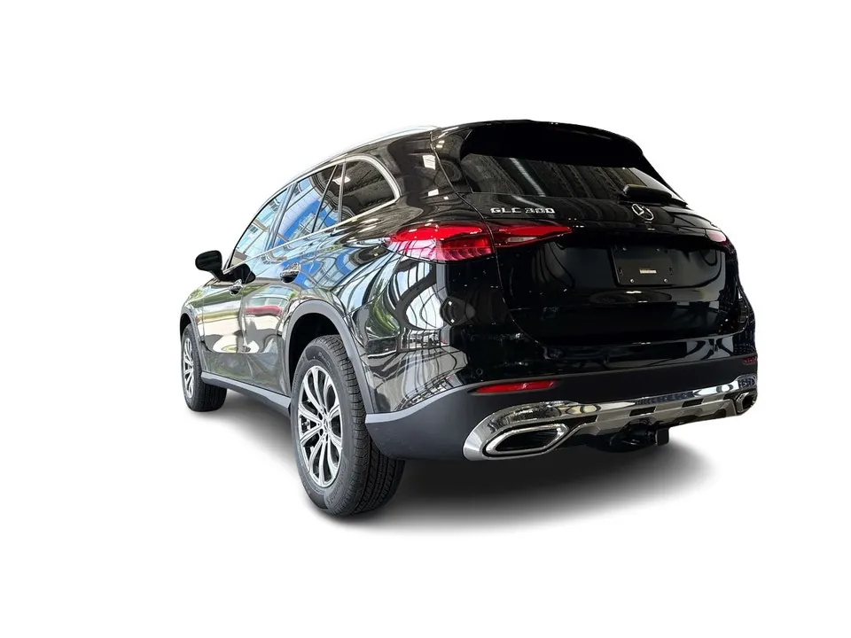 Mercedes-Benz Glc 300 2026 photo 2