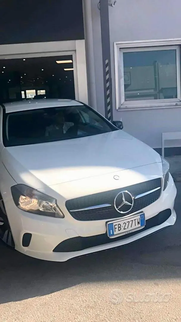 Mercedes-Benz A 2015 photo 5