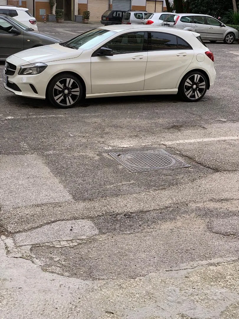 Mercedes-Benz A 2015 photo 3