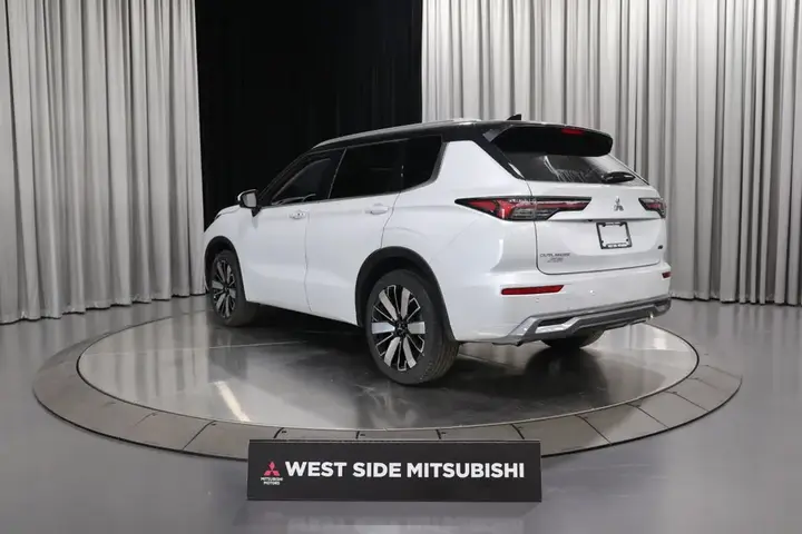 Mitsubishi Outlander 2026 photo 4
