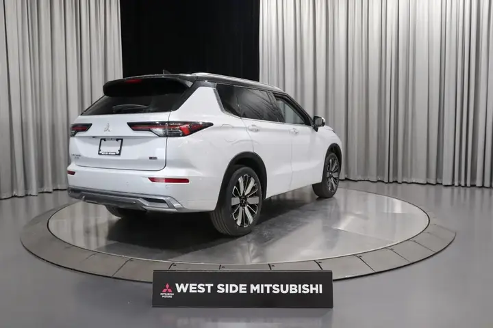 Mitsubishi Outlander 2026 photo 5