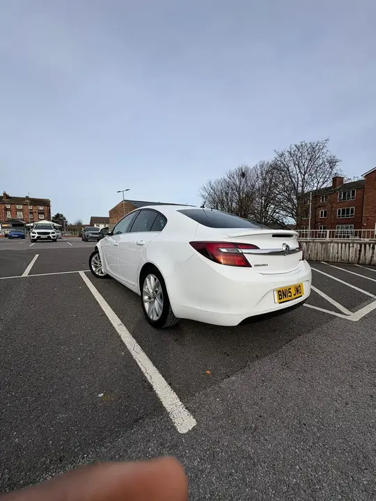 Vauxhall Insignia 2015 photo 5