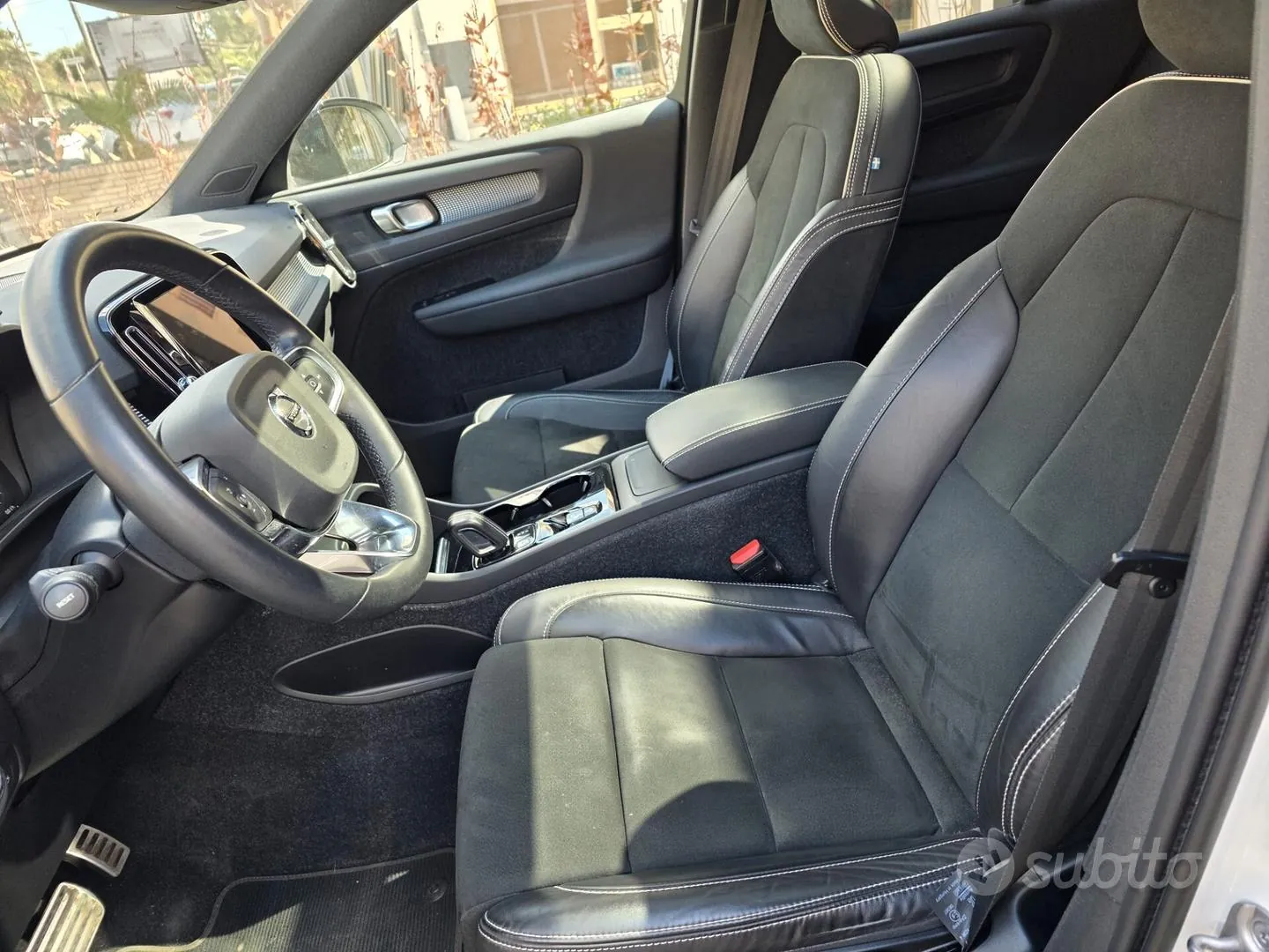 Volvo Xc40 2022 photo 5