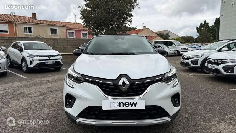 Renault Captur 2023 photo 2