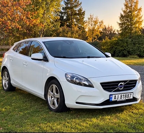 Volvo V40
