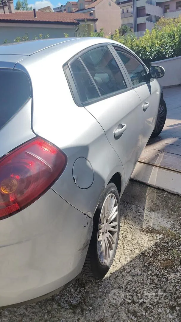 Fiat Bravo 2010 photo 2