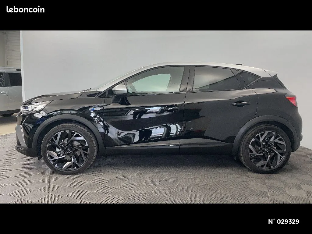 Renault Captur 2025 photo 2