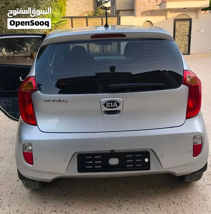 Kia Picanto 2012 photo 2