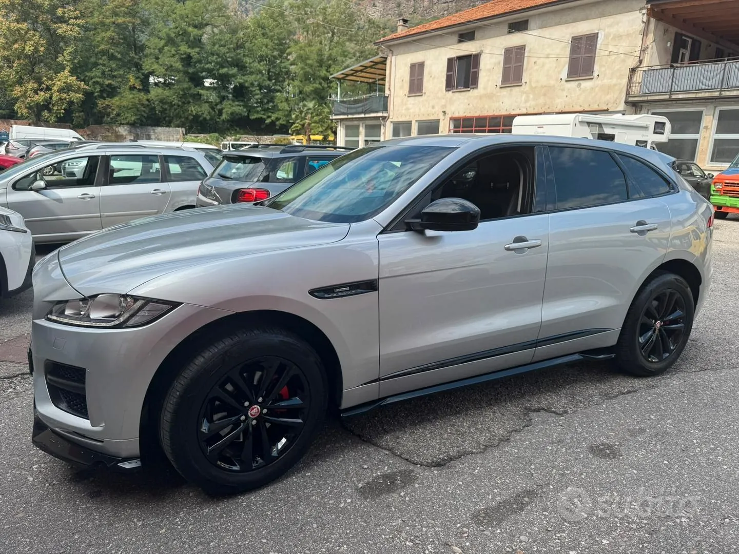 Jaguar F-Pace 2016 photo 5