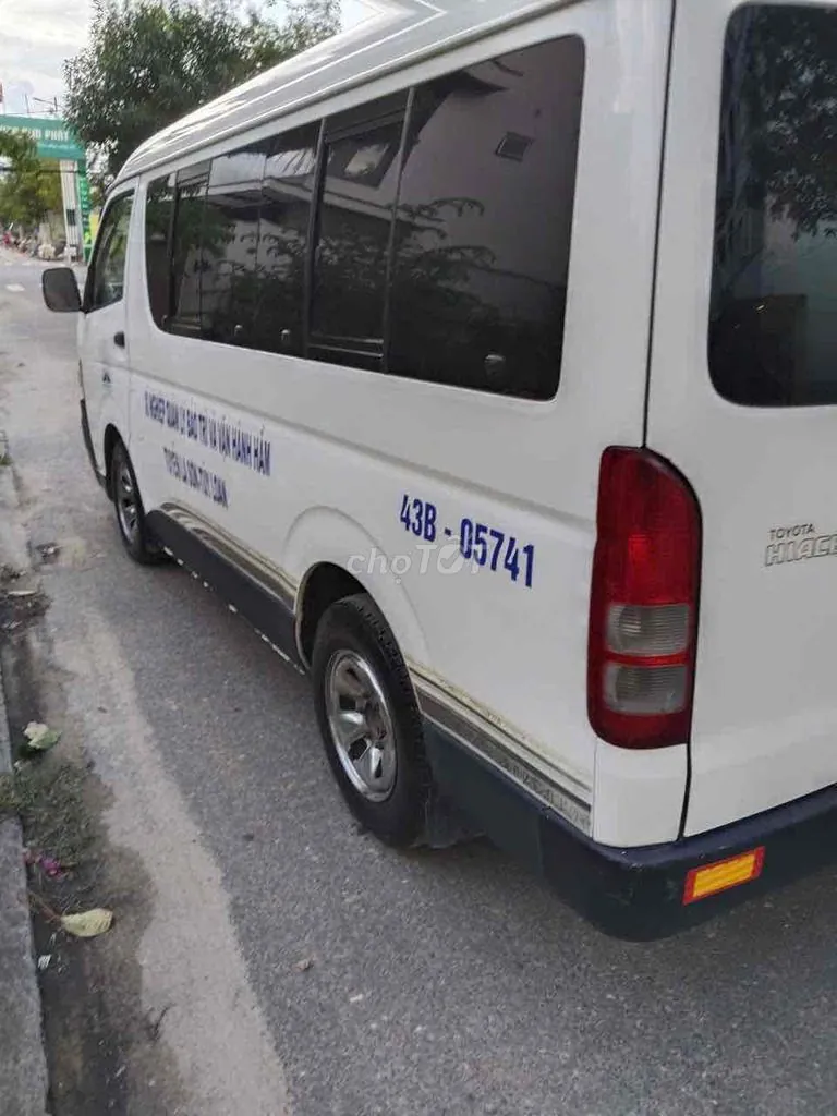 Toyota Hiace 2008 photo 2