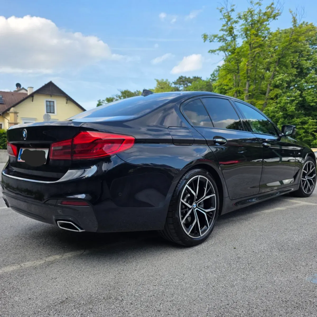 BMW 5 Series 2017 photo 3