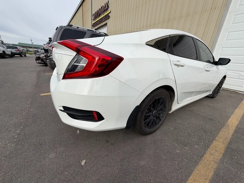 Honda Civic 2018 photo 5